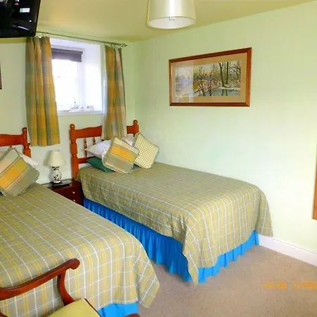 Hazels Roost 3*