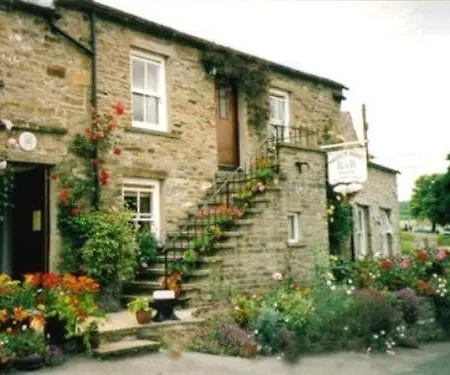 Hazels Roost Bainbridge