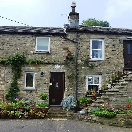 לינה וארוחת בוקר Hazels Roost